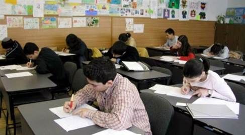 Schimbări peste schimbări! Cum vor arăta Evaluarea Naţională şi Bacalaureatul în 2018. Ministerul Educaţiei a publicat pe site MODELE DE SUBIECTE