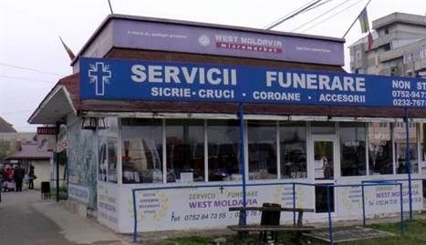 Chioșcul cu sicrie încurcă pe toată lumea. Primăria a încasat o chirie de 400.000 de lei dar nu îi poate cheltui din lipsa unui contract