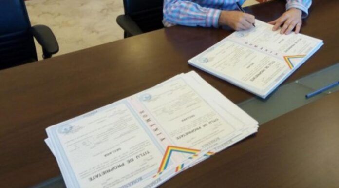 Sute de mii de lei plătite de pășcăneni pentru întârzierea emiterii titlurilor de proprietate – DOC